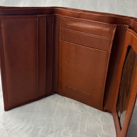 Coach Leather Wallet Tri-Fold Brown - Picture 4 of 9